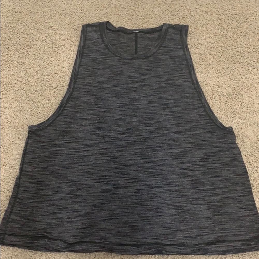 Luluemon muscle tank
